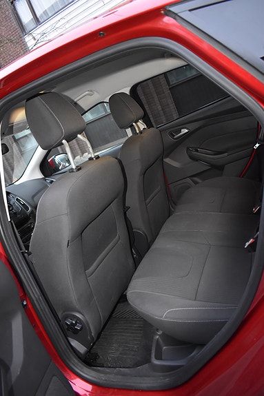 Ford Focus 7 of 8