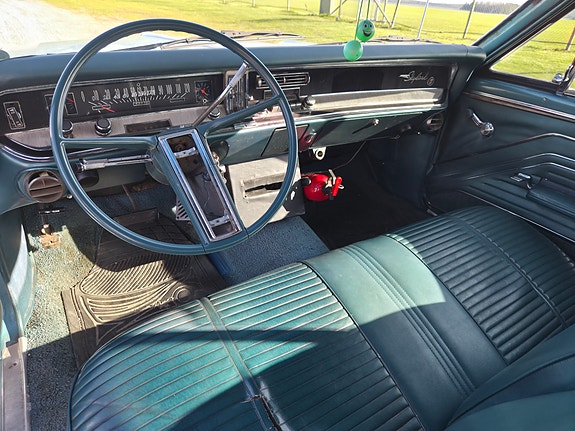 Buick Skylark 3 of 8