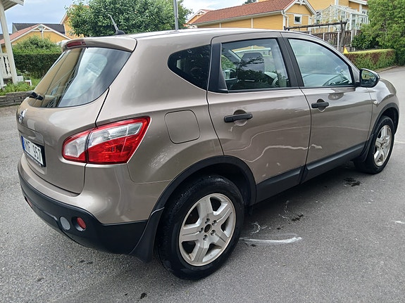 Nissan Qashqai 3 of 12