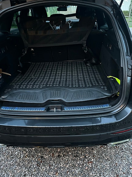 Mercedes-Benz GLC300 de 6 of 6