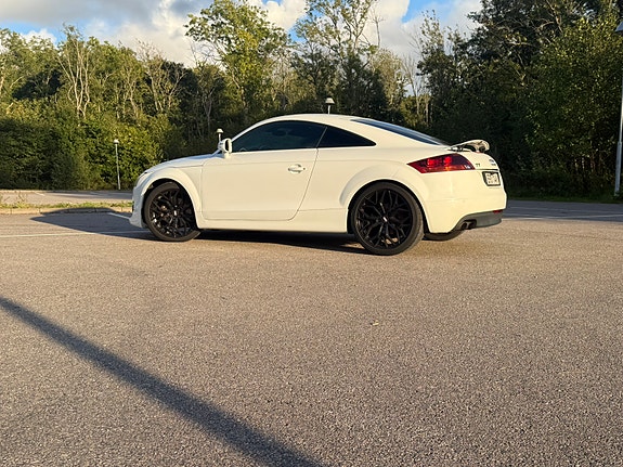 Audi TT 2 of 15
