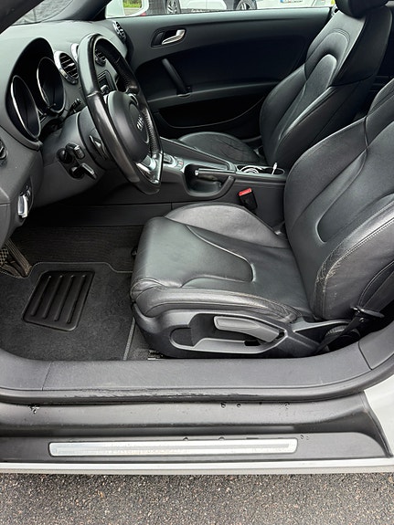 Audi TT 14 of 15