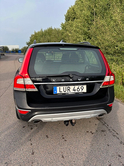 Volvo XC70 3 of 4