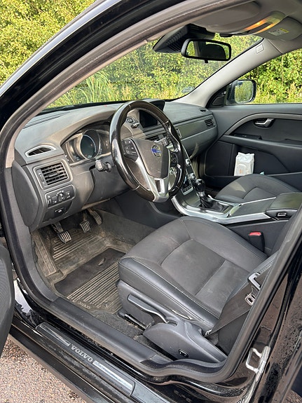 Volvo XC70 4 of 4