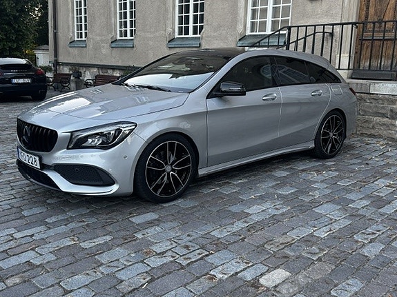 Mercedes-Benz CLA250 3 of 16
