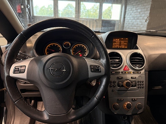 Opel Corsa 8 of 9