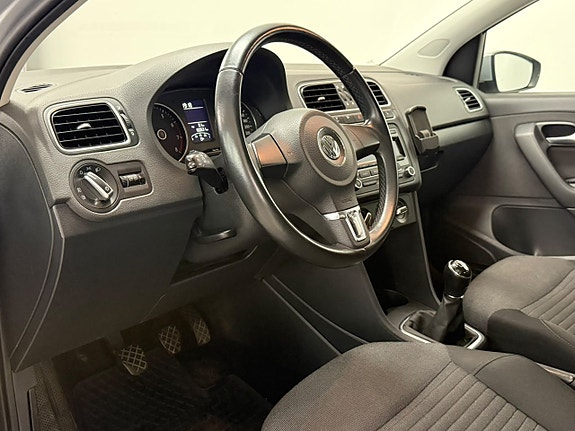 Volkswagen Polo 13 of 23