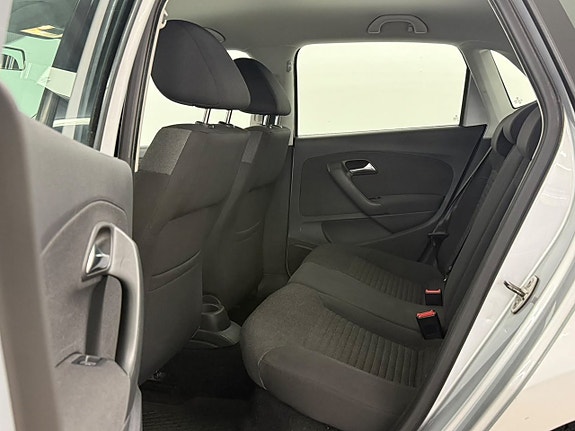 Volkswagen Polo 14 of 23