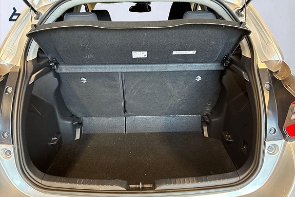 Toyota Yaris 11 of 27