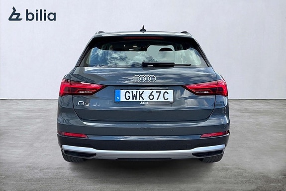 Audi Q3 5 of 24