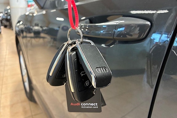 Audi Q3 21 of 24