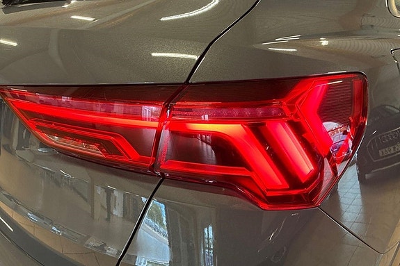 Audi Q3 24 of 24