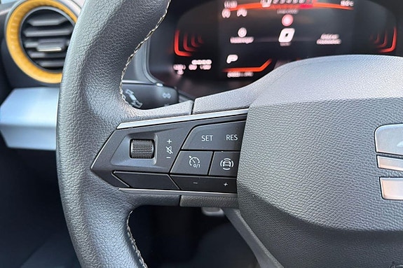 Seat Arona 20 of 22
