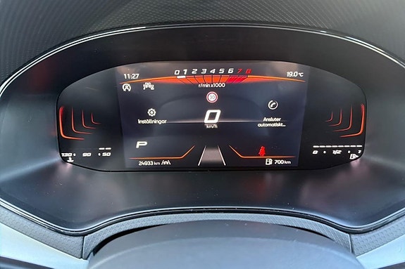 Seat Arona 13 of 22