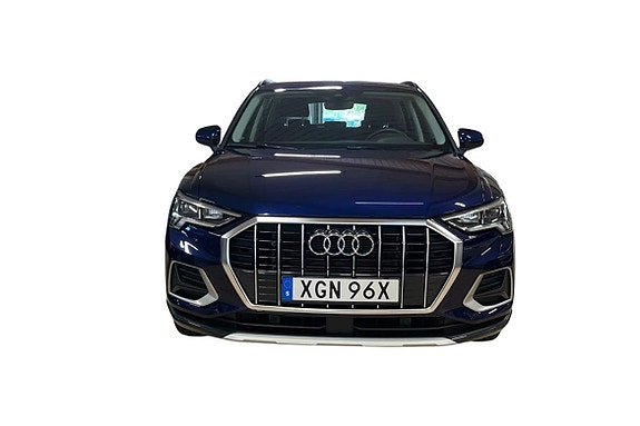 Audi Q3 6 of 25