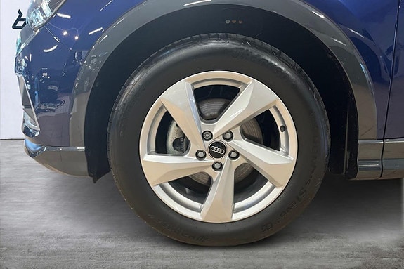 Audi Q3 16 of 25