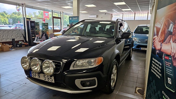Volvo XC70 4 of 20