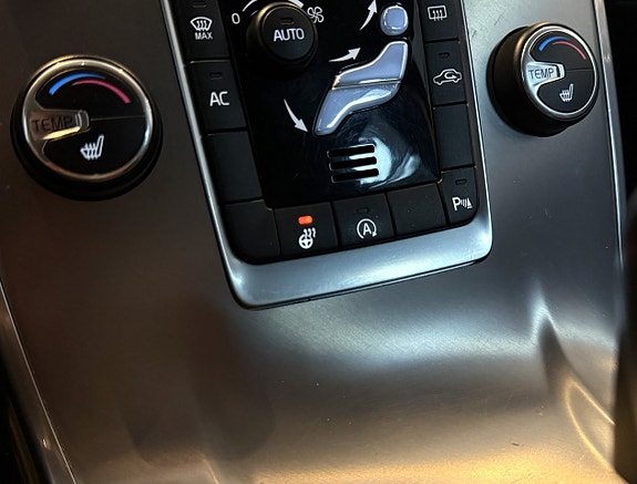 Volvo V70 15 of 16