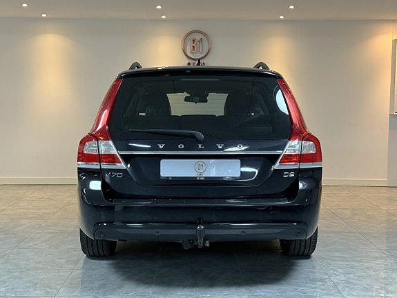 Volvo V70 7 of 16