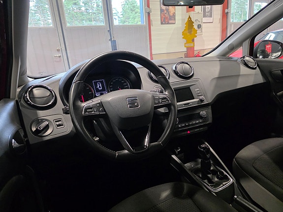 Seat Ibiza 12 of 16