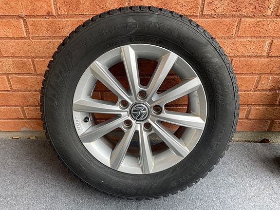 Volkswagen Golf VII 6 of 8