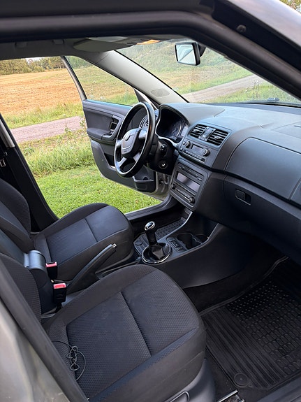 Skoda Fabia 8 of 12