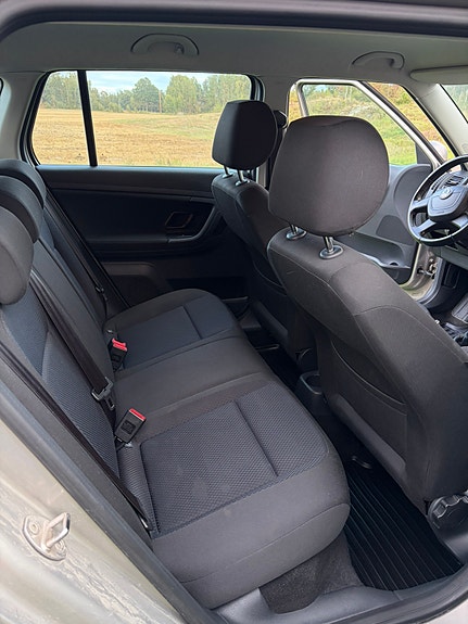 Skoda Fabia 9 of 12