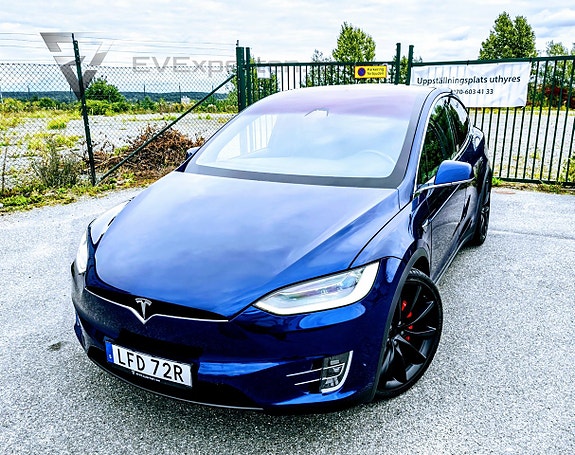 Tesla Model X 2 of 28