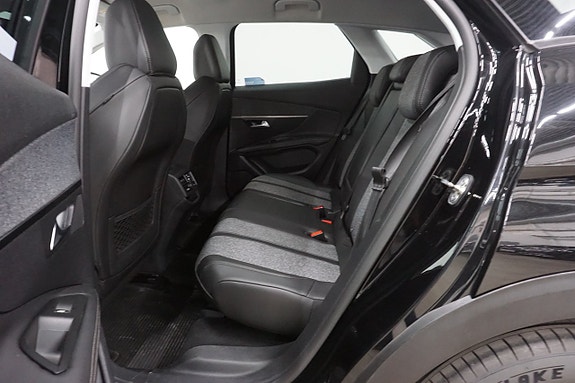 Peugeot 3008 8 of 26