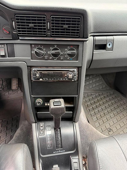 Volvo 960 26 of 30