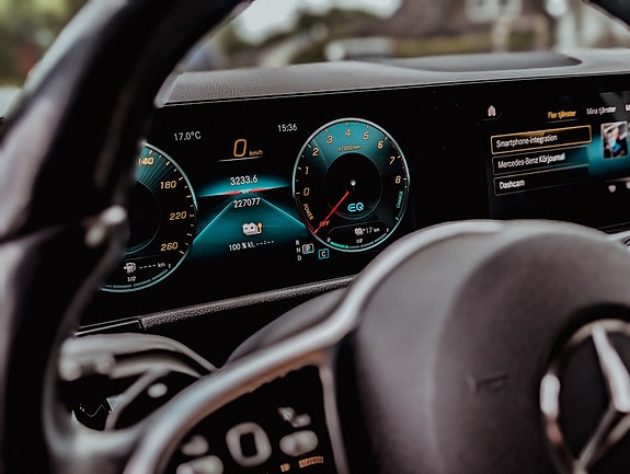 Mercedes-Benz GLA250 e 9 of 9