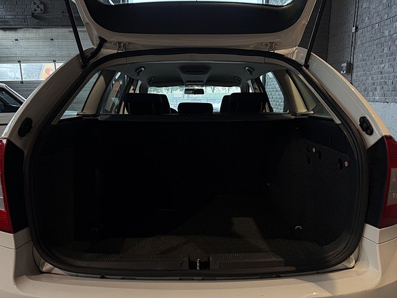 Skoda Octavia 11 of 11