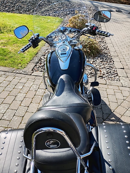 Kawasaki Vulcan 1700 Classic 5 of 6