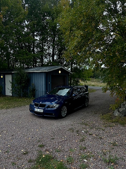 BMW 325d 5 of 9