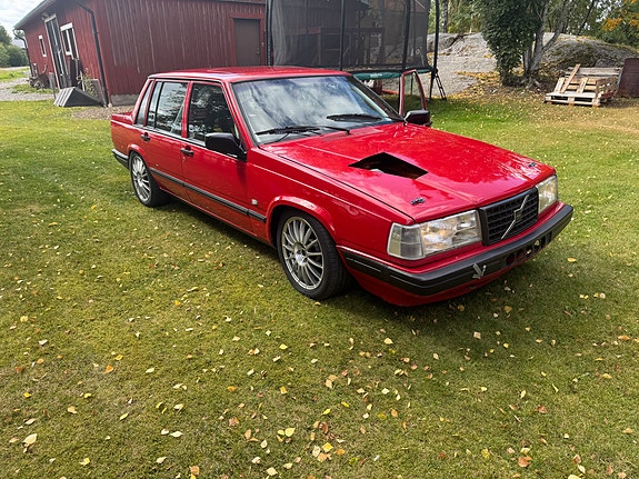 Volvo 760 2 of 6
