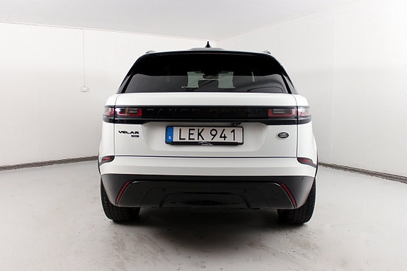 Land Rover Range Rover Velar 13 of 16