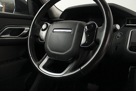 Land Rover Range Rover Velar 7 of 16