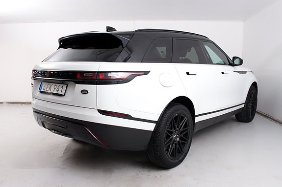 Land Rover Range Rover Velar 15 of 16