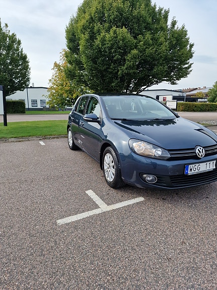 Volkswagen Golf VI 4 of 12