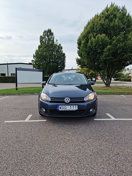 Volkswagen Golf VI 2 of 12