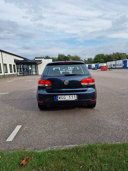 Volkswagen Golf VI 6 of 12