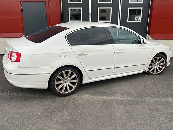 Volkswagen Passat 6 of 9