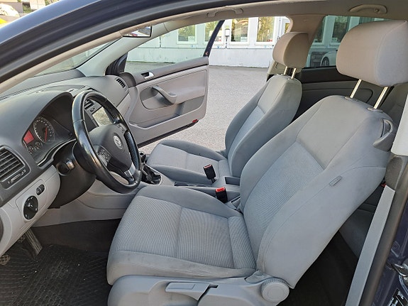 Volkswagen Golf I 14 of 27