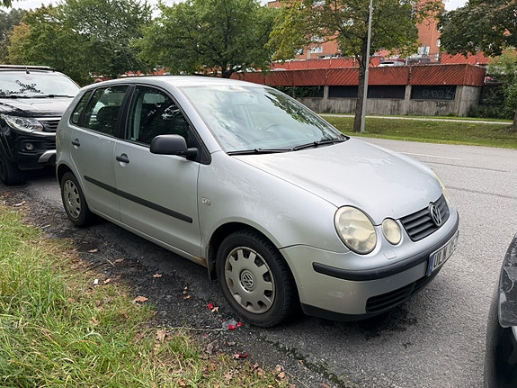 Volkswagen Polo 3 of 8