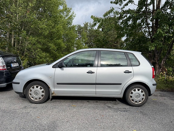 Volkswagen Polo 5 of 8