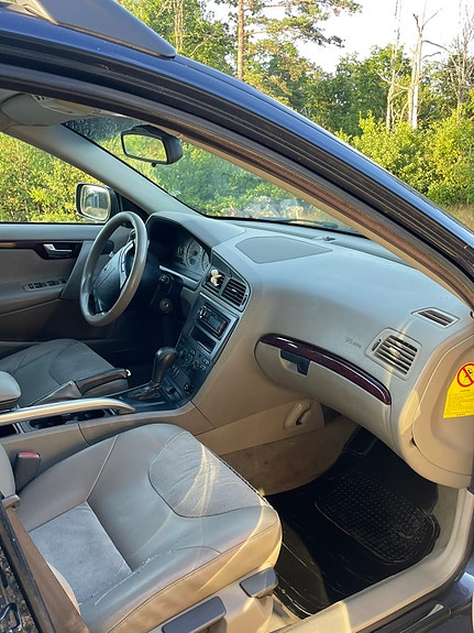 Volvo XC70 5 of 7