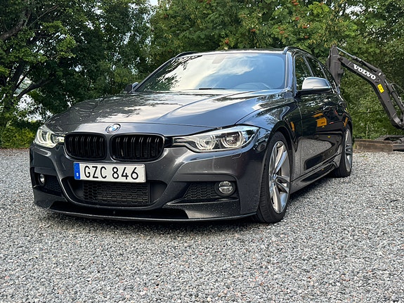 BMW 320d 2 of 17