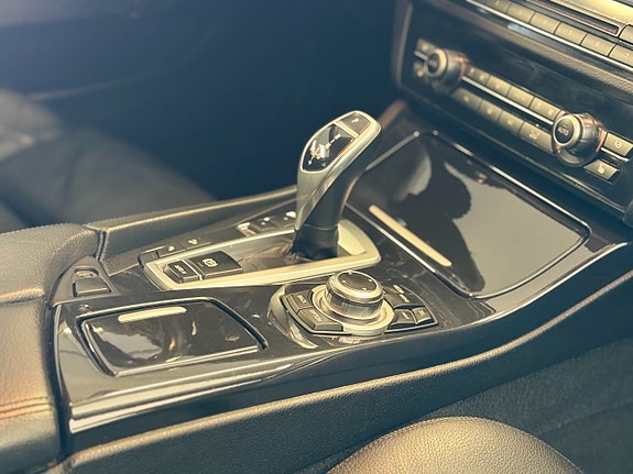 BMW 525d 13 of 16