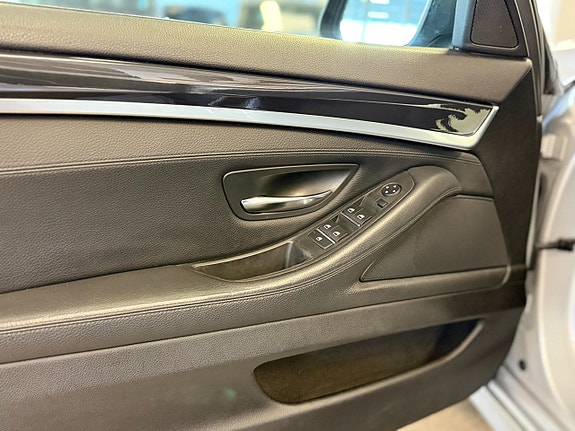 BMW 525d 14 of 16