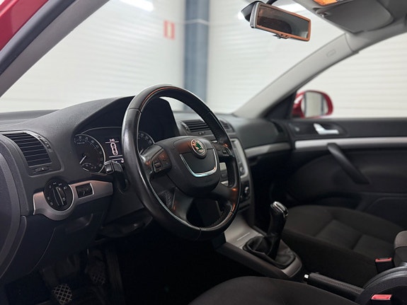 Skoda Octavia 17 of 21